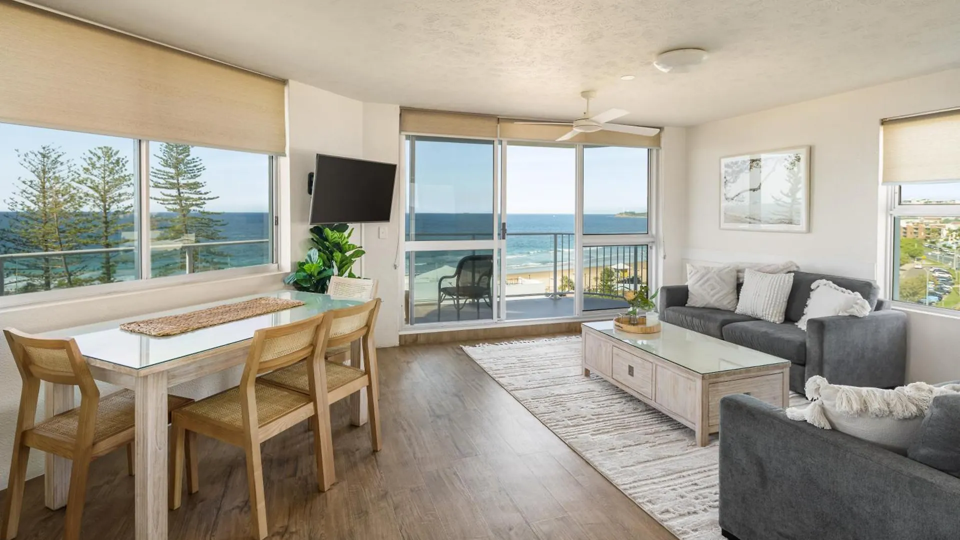 Mandolin Beachfront Resort Alexandra Headland Apartmanhotel