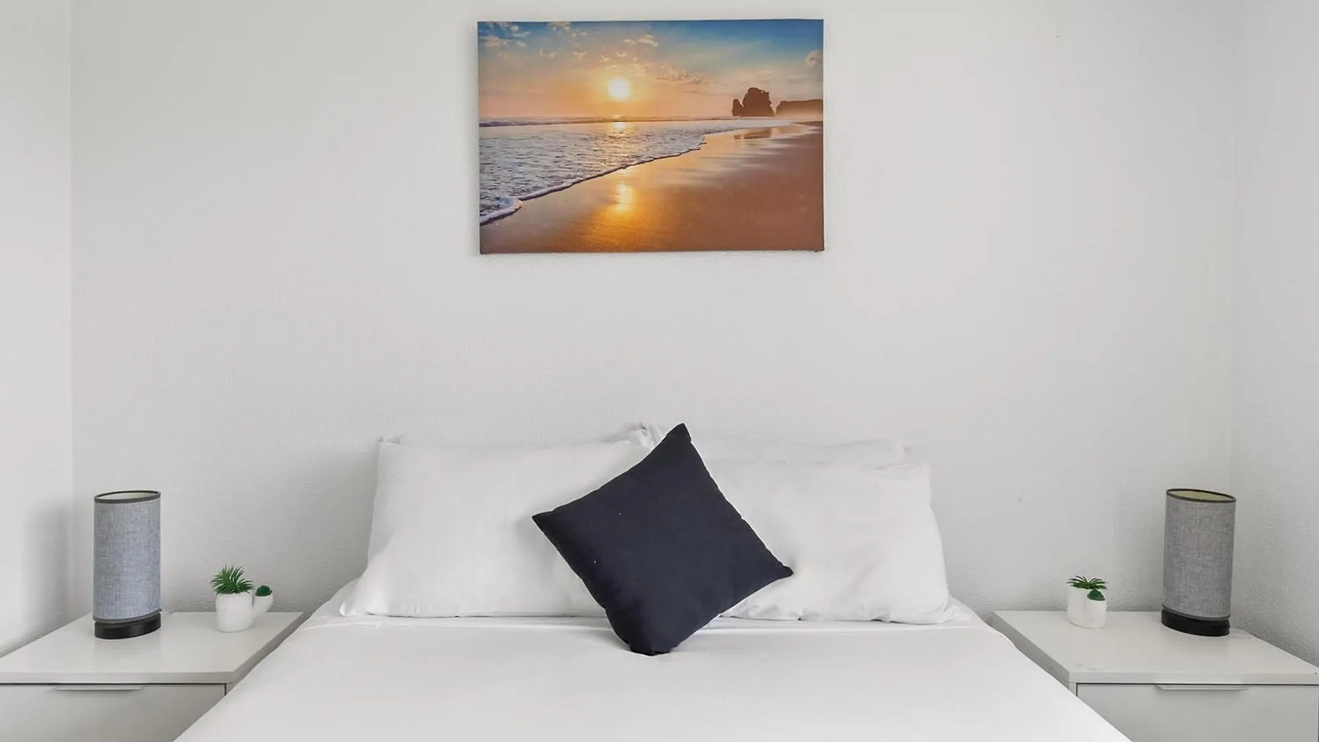 Mandolin Beachfront Resort Alexandra Headland Apartmanhotel