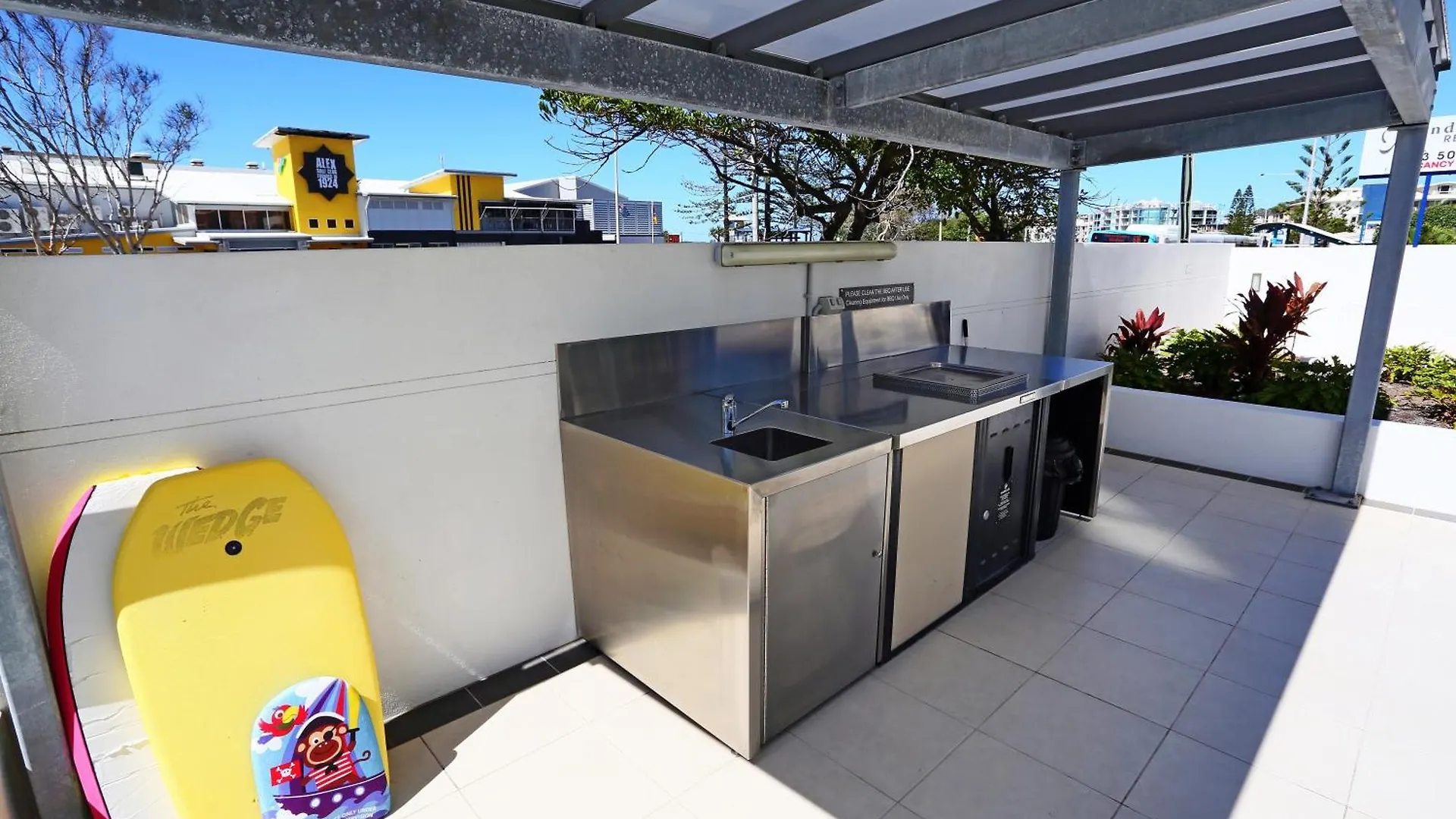 Mandolin Beachfront Resort Alexandra Headland 4*,
