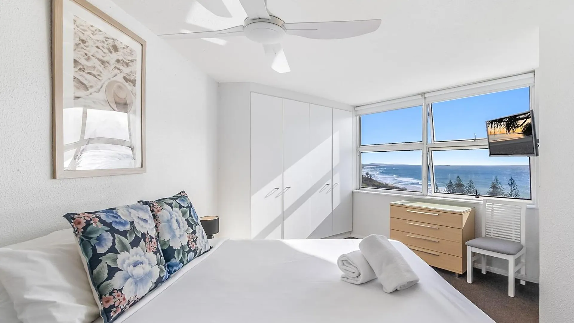 Mandolin Beachfront Resort Alexandra Headland 4*,