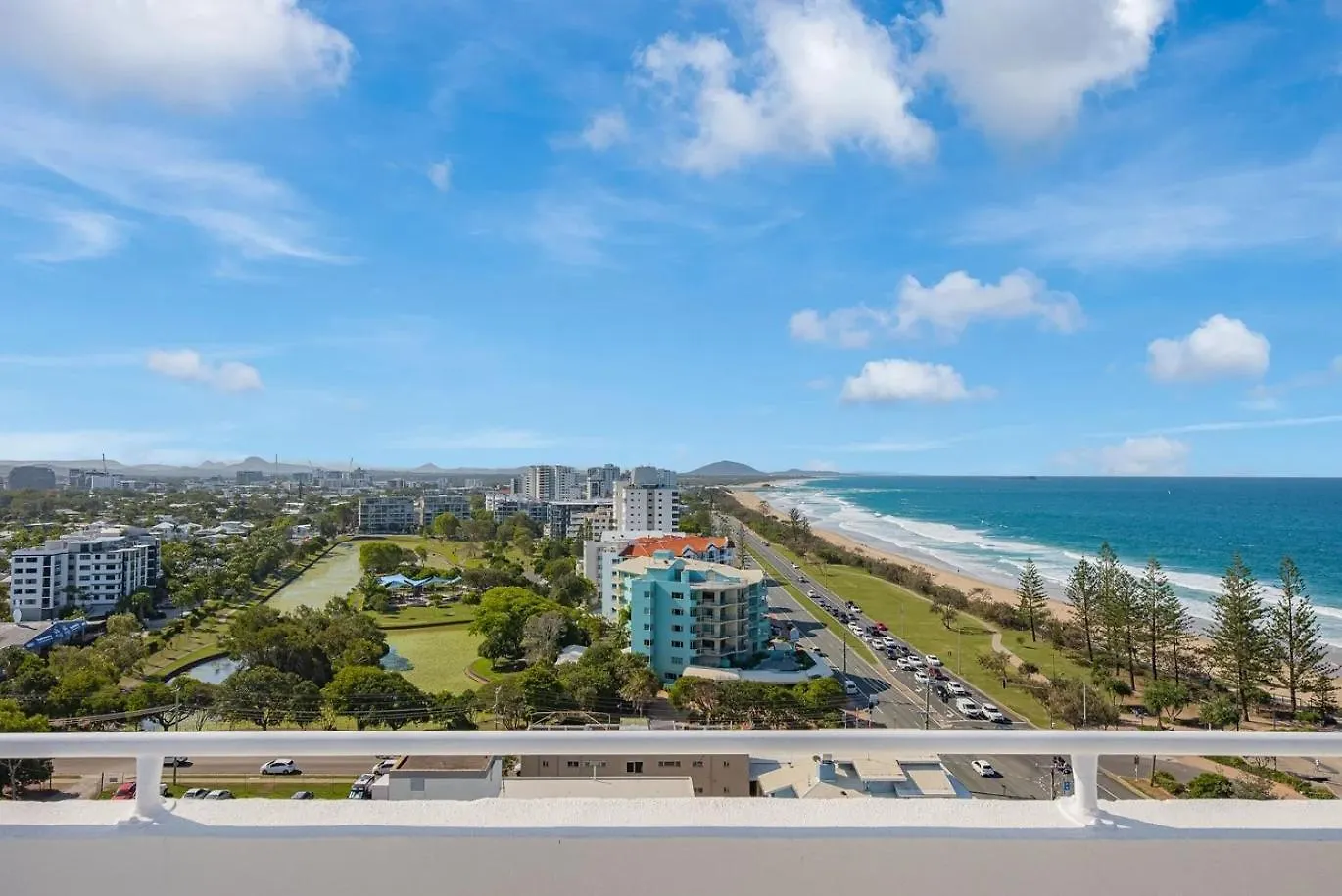 **** Apartahotel Mandolin Beachfront Resort Alexandra Headland Australia