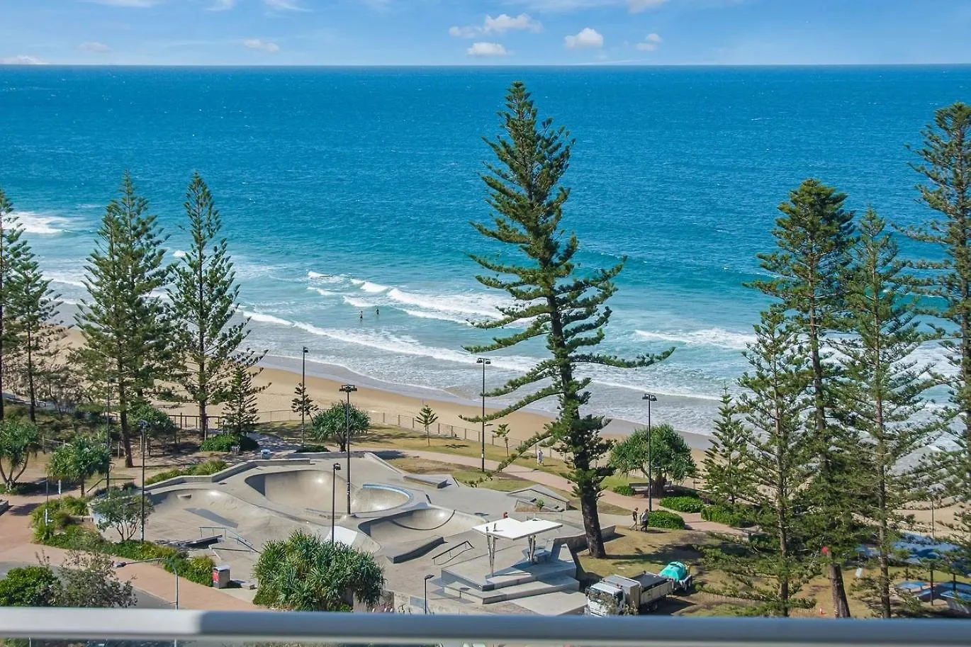 Mandolin Beachfront Resort Alexandra Headland Aparthotel