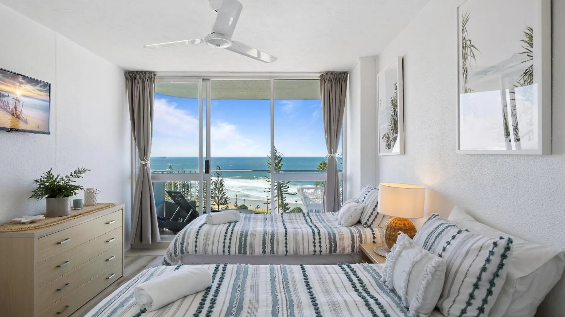 Mandolin Beachfront Resort Alexandra Headland