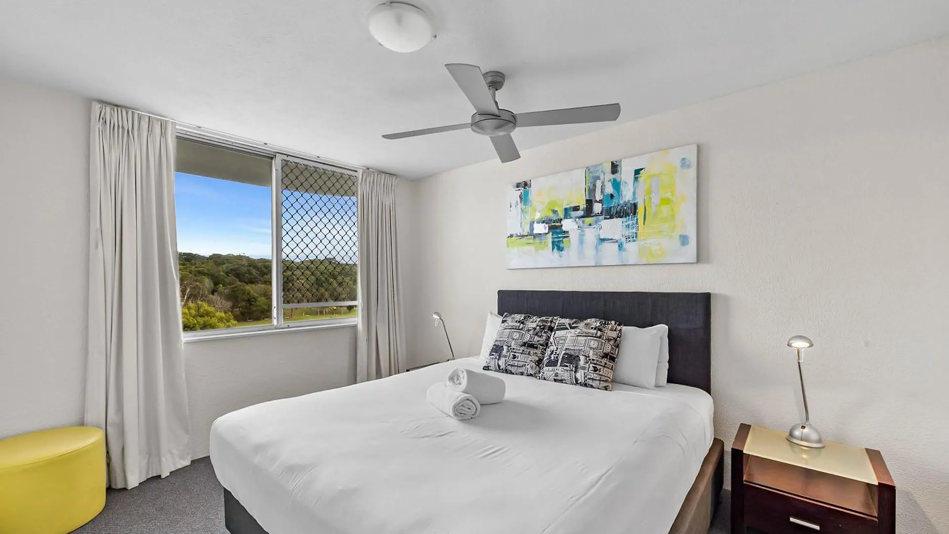 **** Aparthotel Mandolin Beachfront Resort Alexandra Headland Australia
