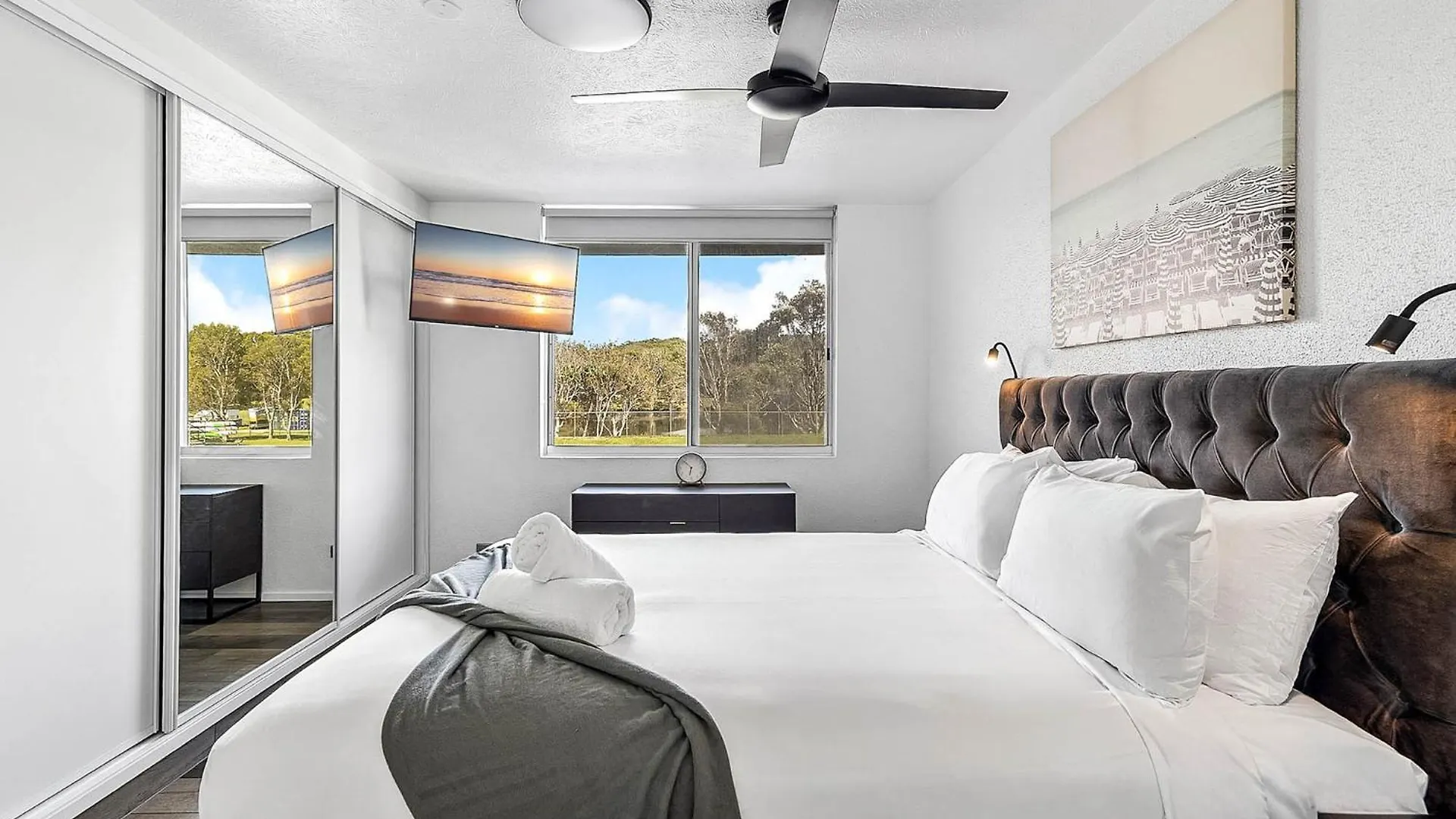 **** Apartahotel Mandolin Beachfront Resort Alexandra Headland Australia
