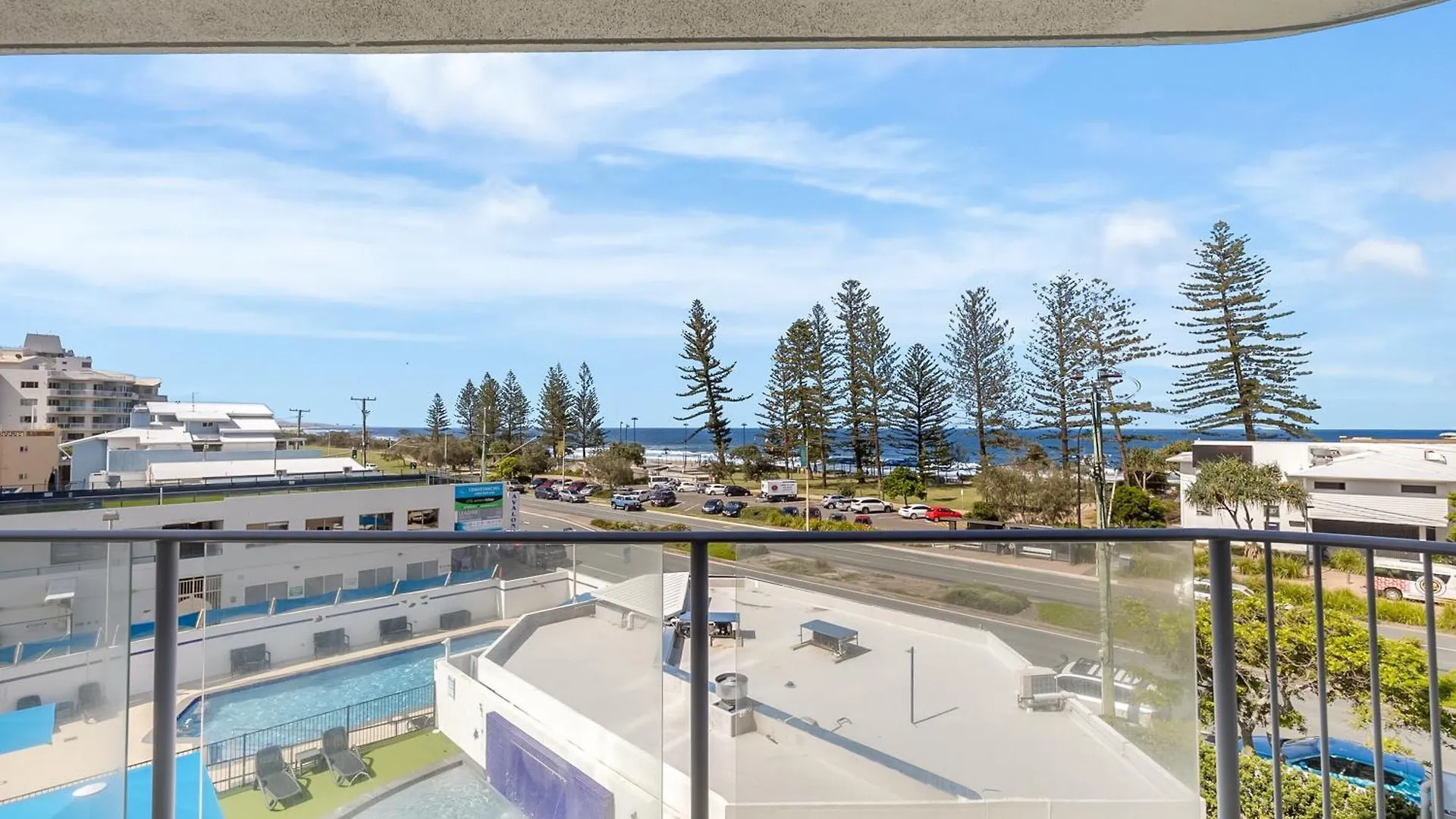 Mandolin Beachfront Resort Alexandra Headland
