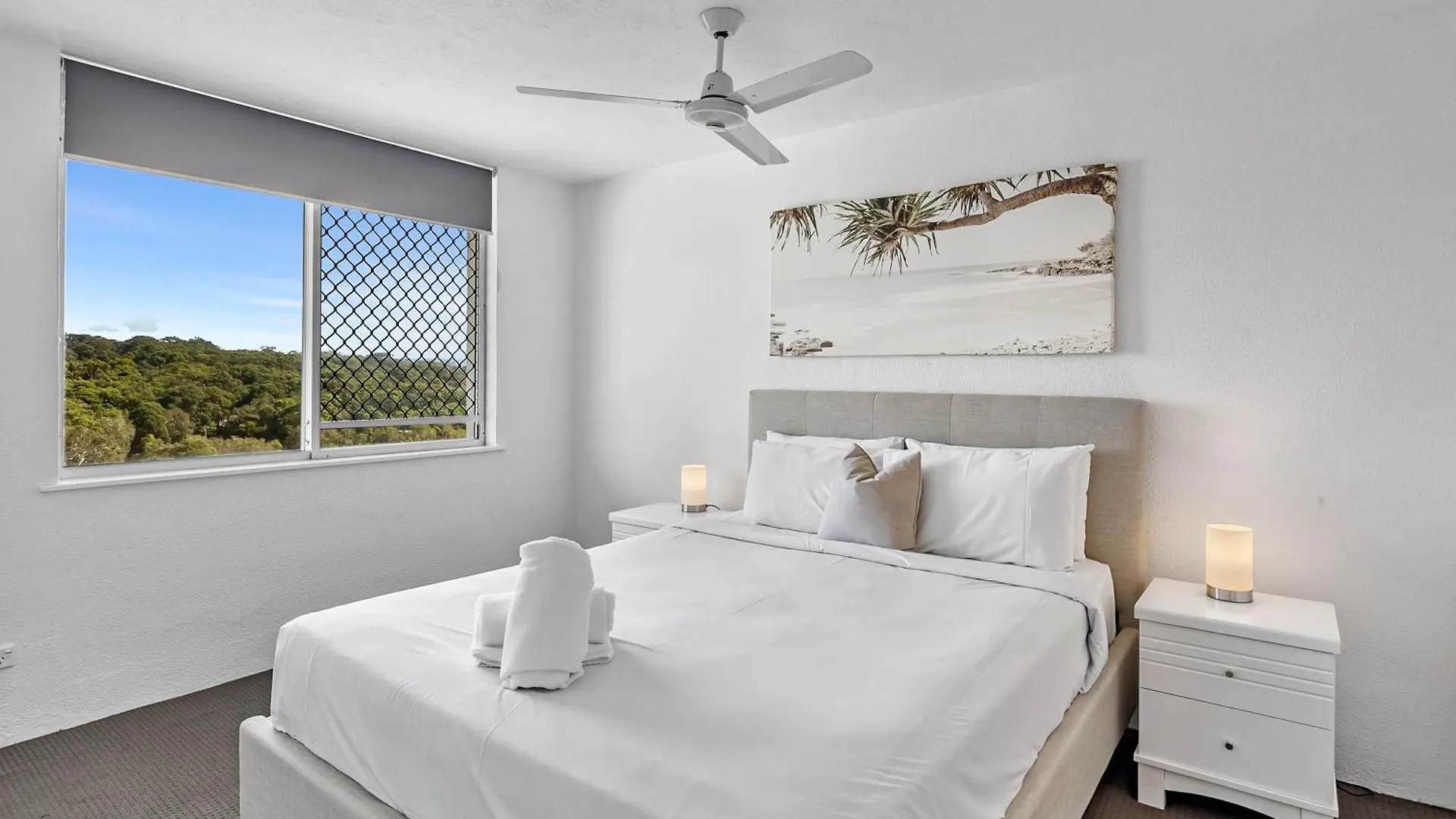 Mandolin Beachfront Resort Alexandra Headland 4*,  Australia
